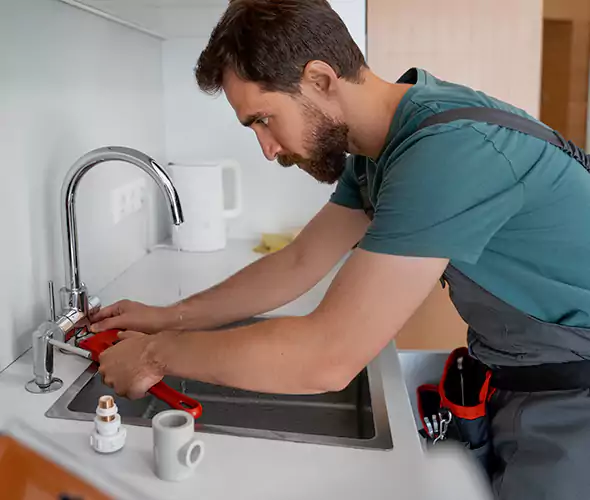 Professional Faucet Replacement Specialist in Lake Forest, CA: Schedule Affordable Faucet Replacement Services with Us
