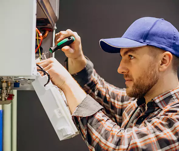 Expert Plumber for Tankless Water Heater Maintenance in Lake Forest, CA: Schedule Professional Maintenance Services with Us