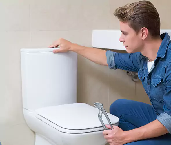 Expert Plumber for Toilet Replacement in Lake Forest, CA: Schedule Affordable Toilet Replacement Services with Us