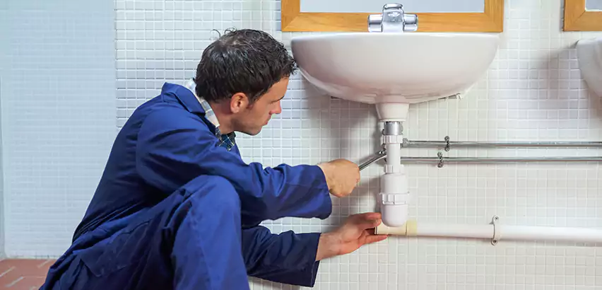 Toilet Repair Lake Forest